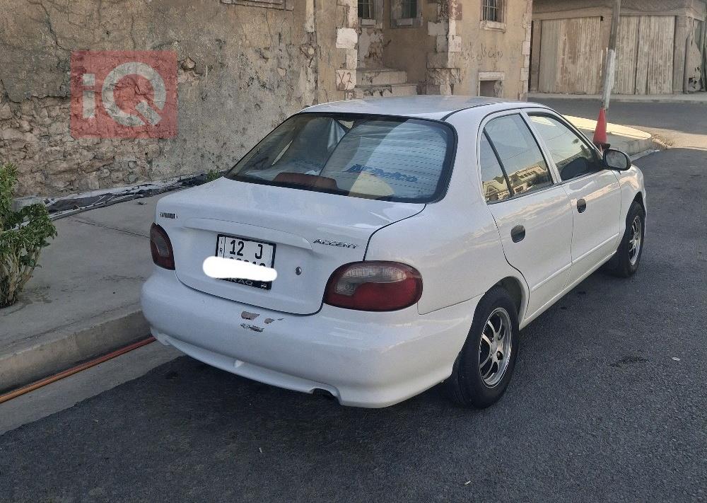 Hyundai Accent